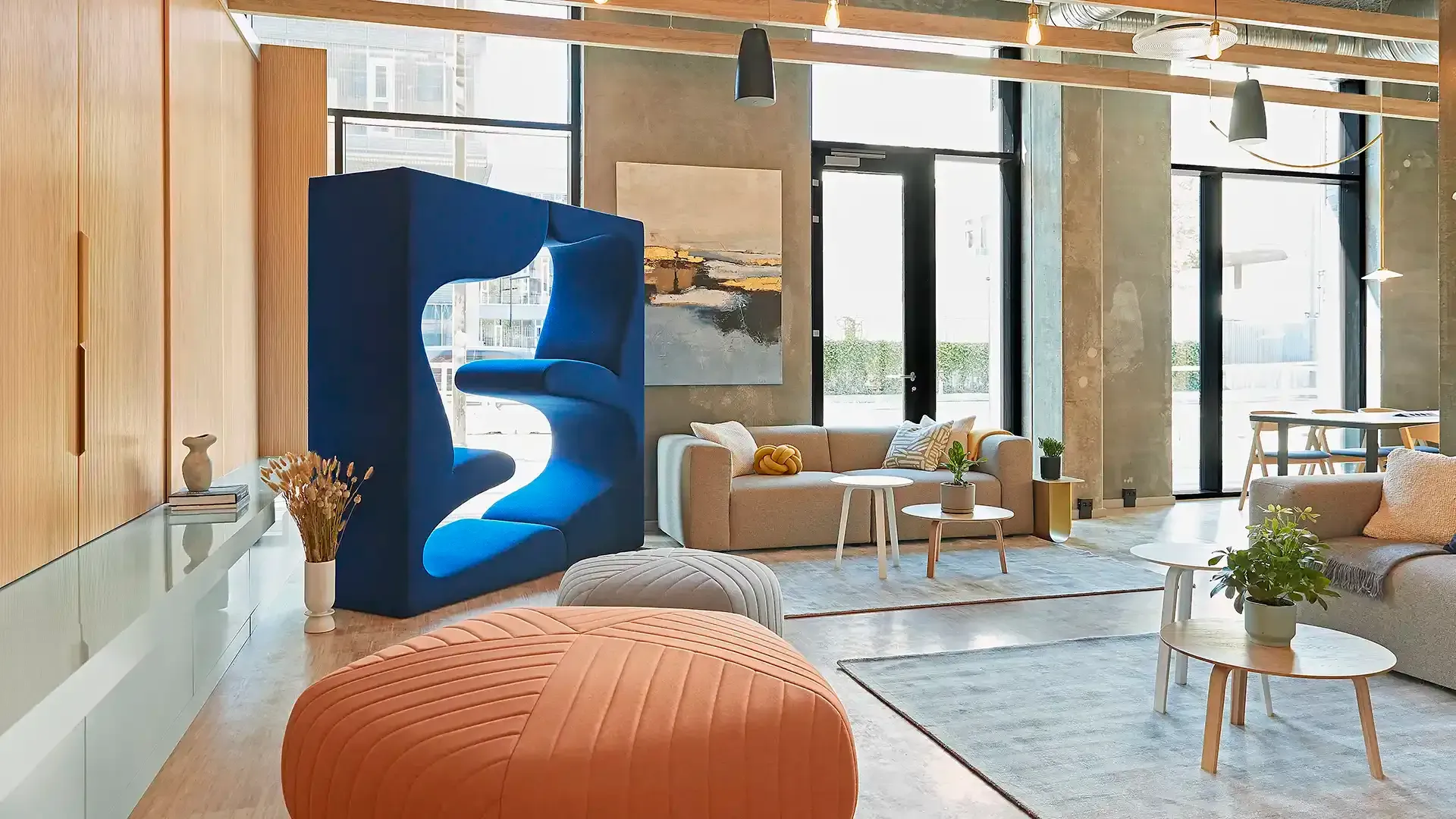 Contemporary student living design with Verner Panton living tower blue