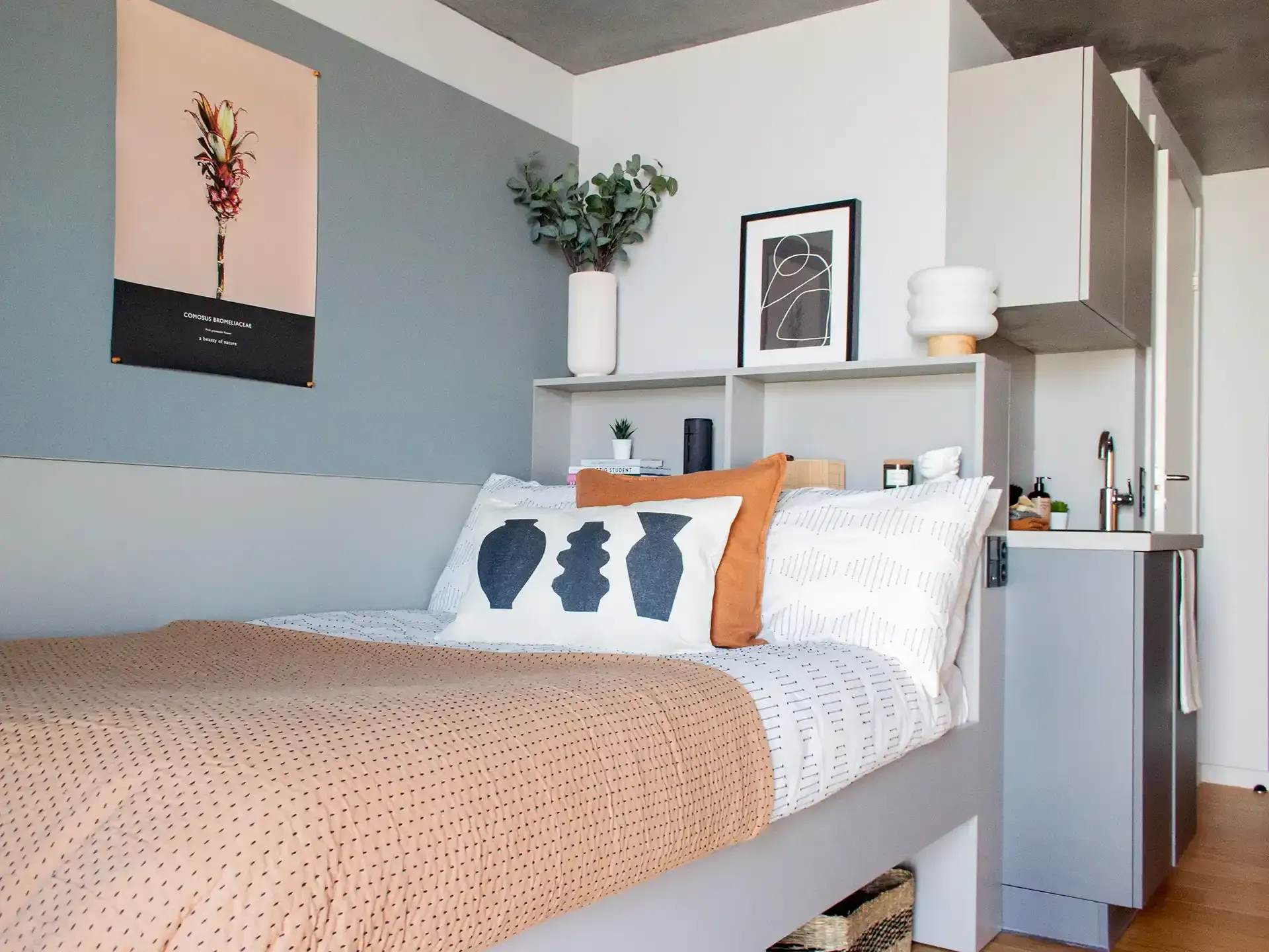 Student apartment interior design custom made furniture for optimal functions and storage